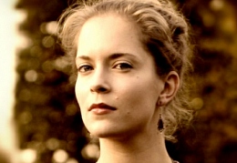 Лора Бинон (сопрано, Бельгия)