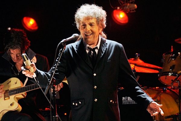 Bob Dylan продал свой архив