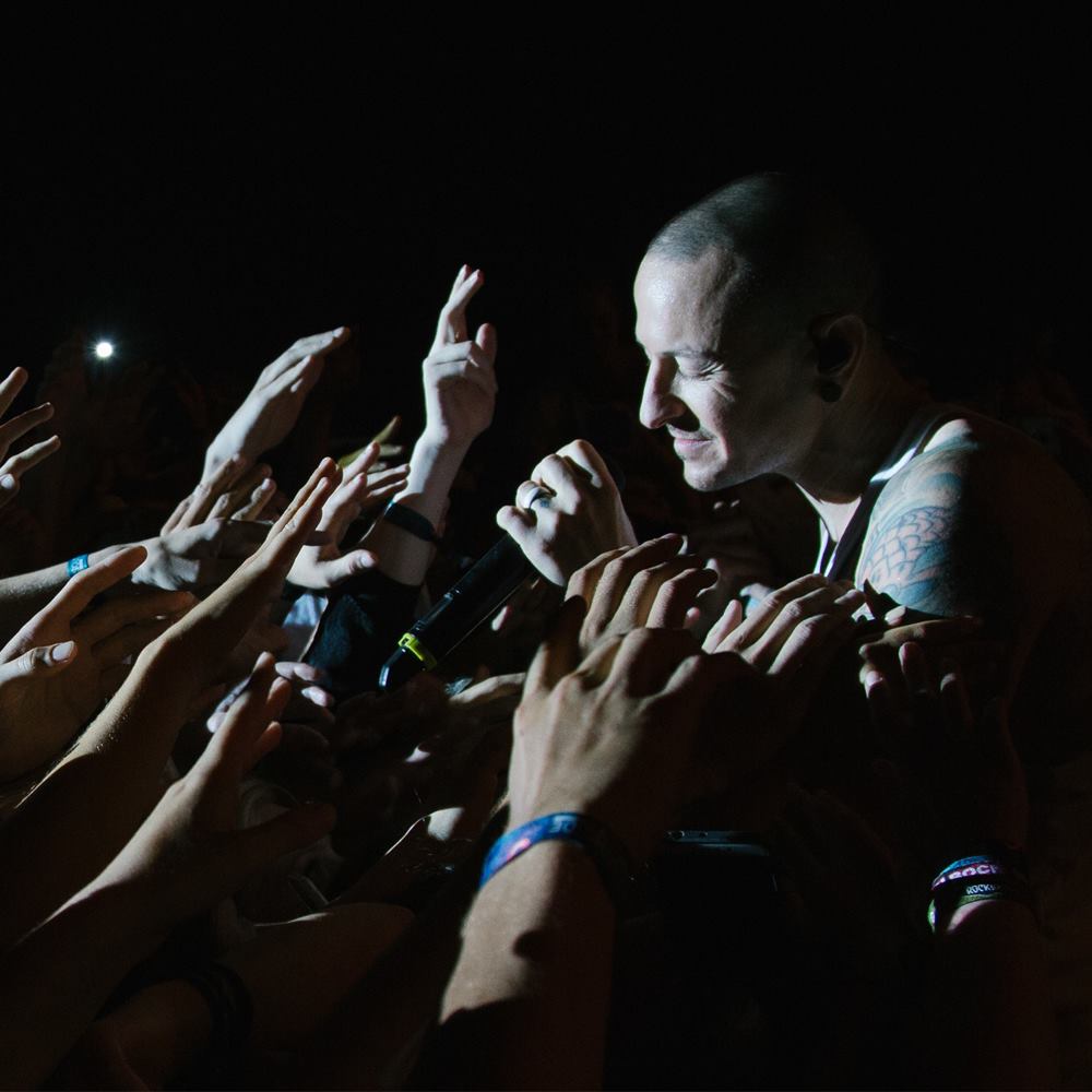  Фанаты Linkin Park хотят создать стену памяти Беннингтона 