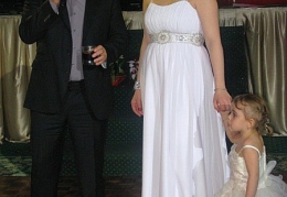 Иванна и Виктор Дробыш на свадьбе