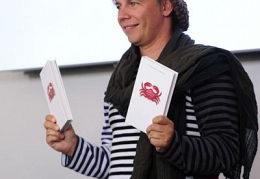 Илья Лагутенко на презентации книги