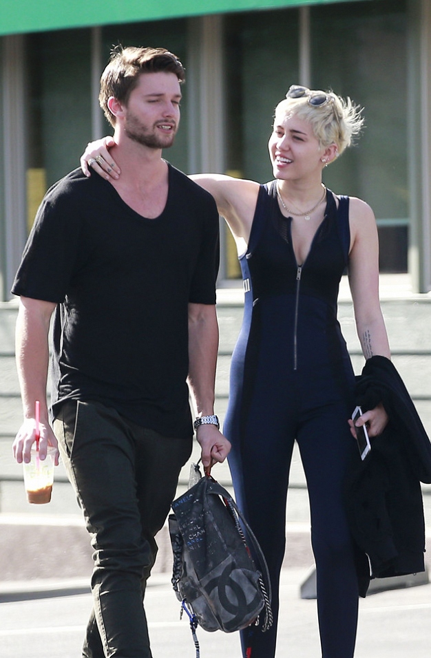 Miley Cyrus и Patrick Schwarzenegger.jpg