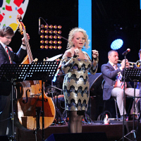 Лариса Долина и биг-бенд Игоря Бутмана на Koktebel Jazz Party 2015