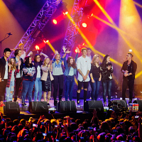 Mband, Arena