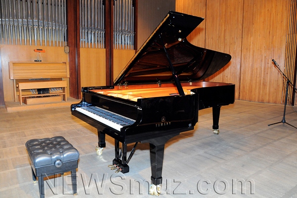 Новый рояль в Органном зале Сочи
