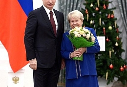Путин и Пахмутова