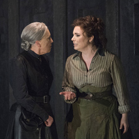 ENO Jack the Ripper The Women of Whitechapel 2019, Dame Josephine Barstow and Natalya Romaniw, © Alastair Muir