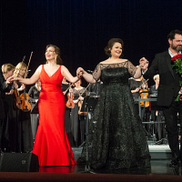 Гала-концерт «Viva opera» с участием Ильдара Абдразакова, Елены Стихиной и Олеси Петровой