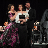 Гала-концерт «Viva opera» с участием Ильдара Абдразакова, Елены Стихиной и Олеси Петровой