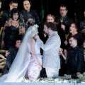 Свадьба - сопрано А. Григорян и тенор Дэвида Батт Филиппа и его гости.jpg