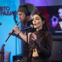 Сати Казанова спела на Авторадио