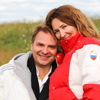Александр Добронравов с женой