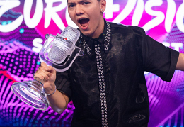  JJ (Йоханнес Питч). 