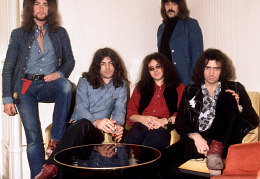 Роджер Гловер, Иэн Гиллан, Иэн Пейс, Джон Лорд (стоит сзади) и Ричи Блэкмор