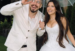 Анет Сай с мужем