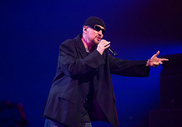 Zvonkiy спел новый трек «Обычный человек»