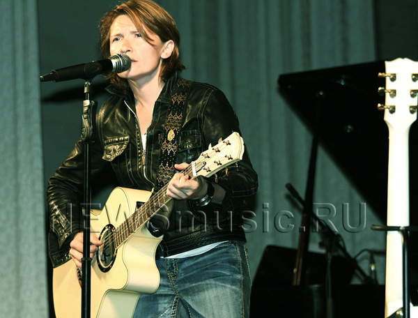 Диана Арбенина дала сольный концерт в Минске