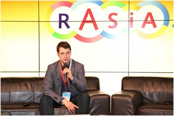 rAsia.com 2012 Максим Романов, начальник отдела инфраструктуры и инноваций департамента инновационного развития МЭР