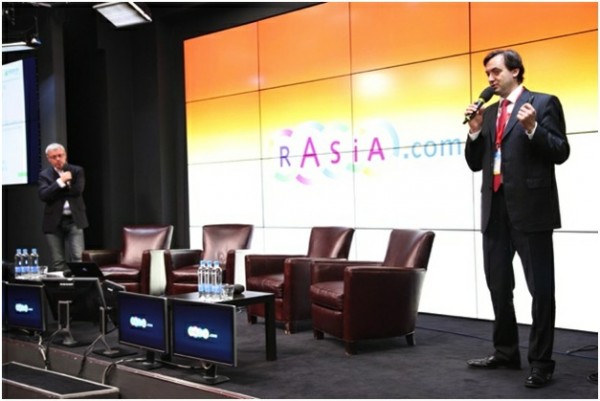 rAsia.com 2012 Алексей Катрич, Управляющий Директор ИТ-блока «Сбербанк России»