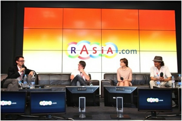 rAsia.com 2012 Традиционная медия VS Digital Media. Есть ли конфликт? Пути конверсии