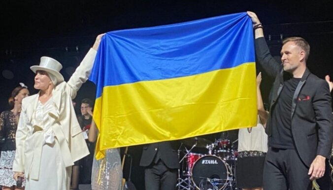 laima-vaikule-ukraina-karogs-54600492.jpg