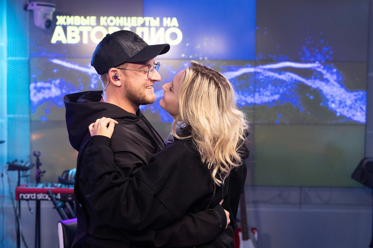 Nansi & Sidorov спели свадебный трек