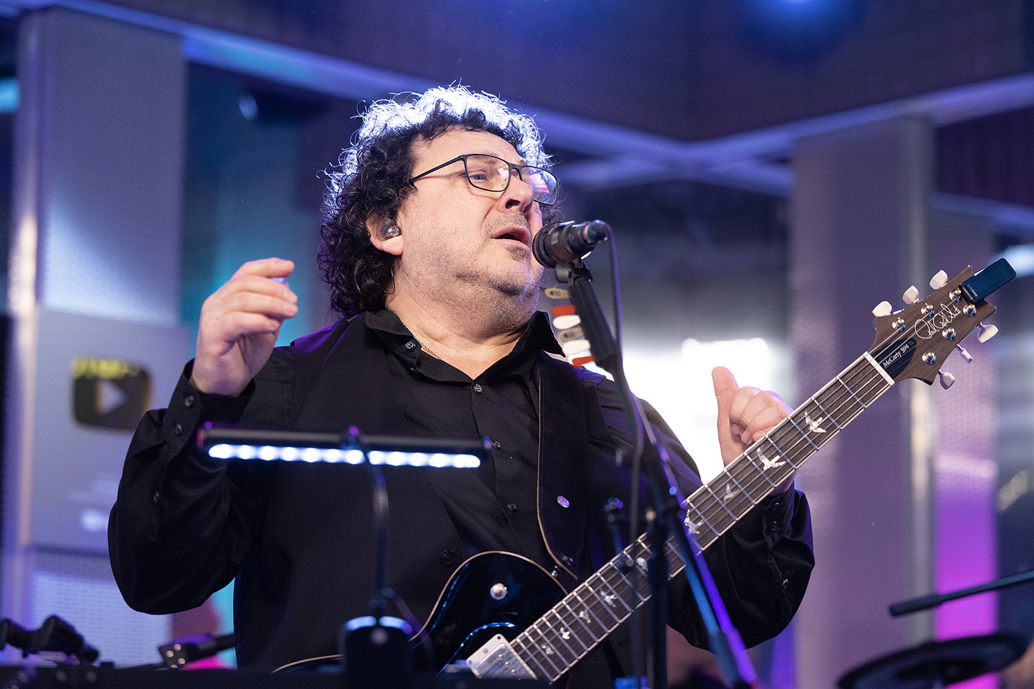 Игорь Саруханов