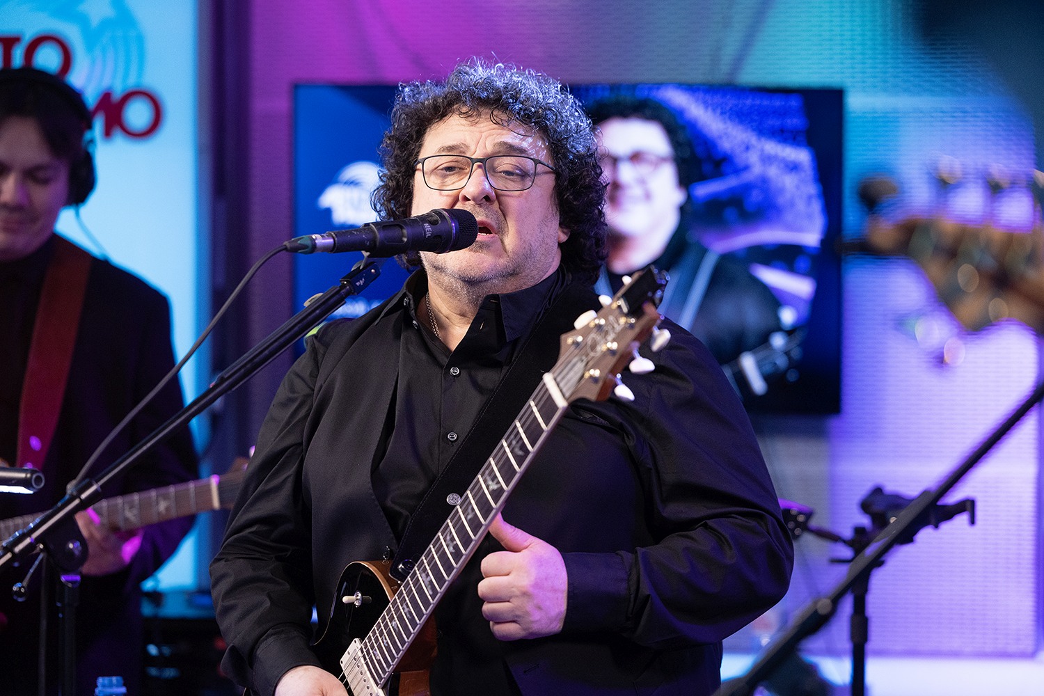 Игорь Саруханов