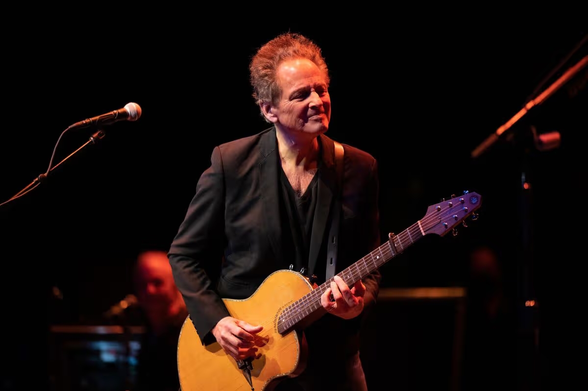 Линдси Бакингем