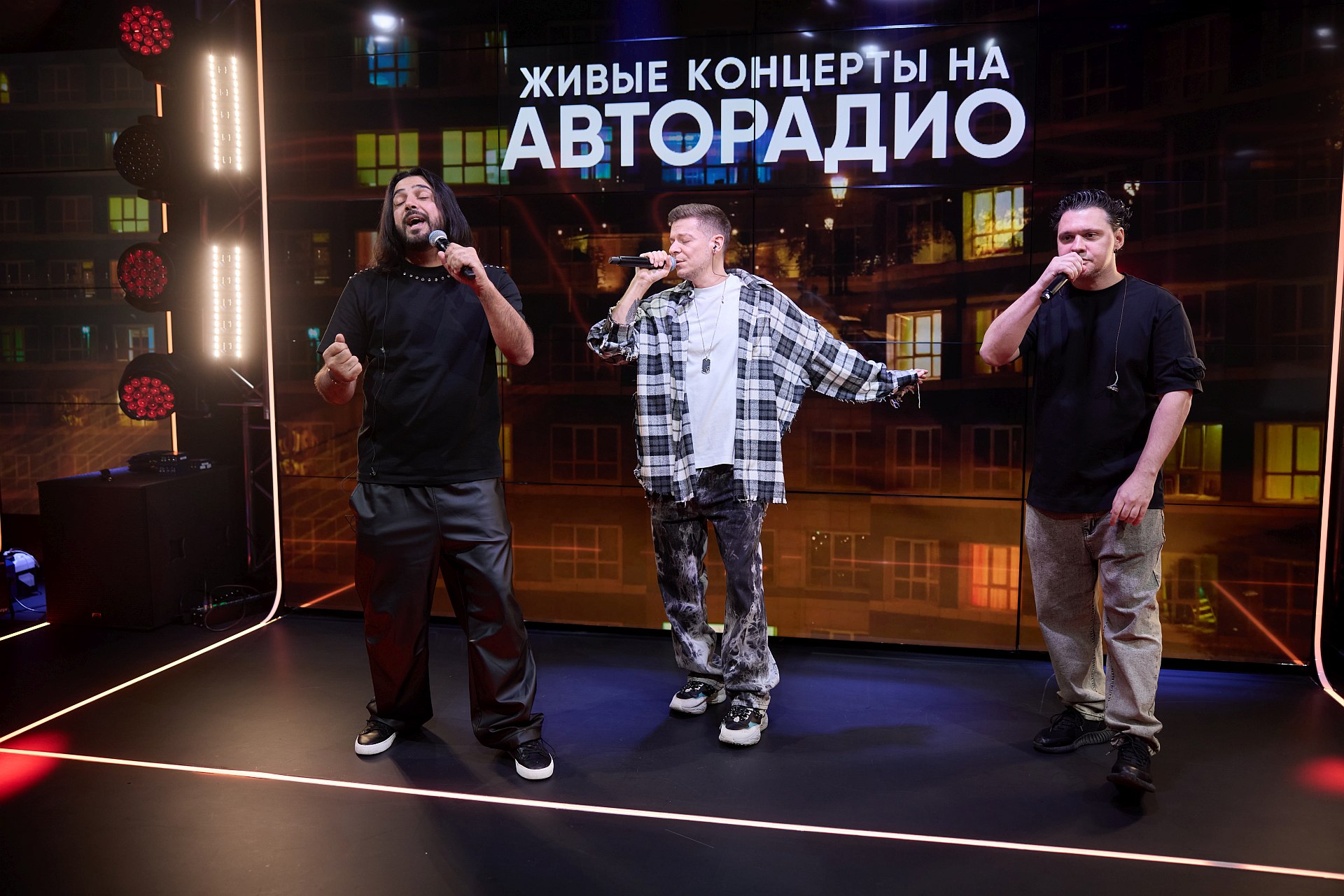 «Корни»
